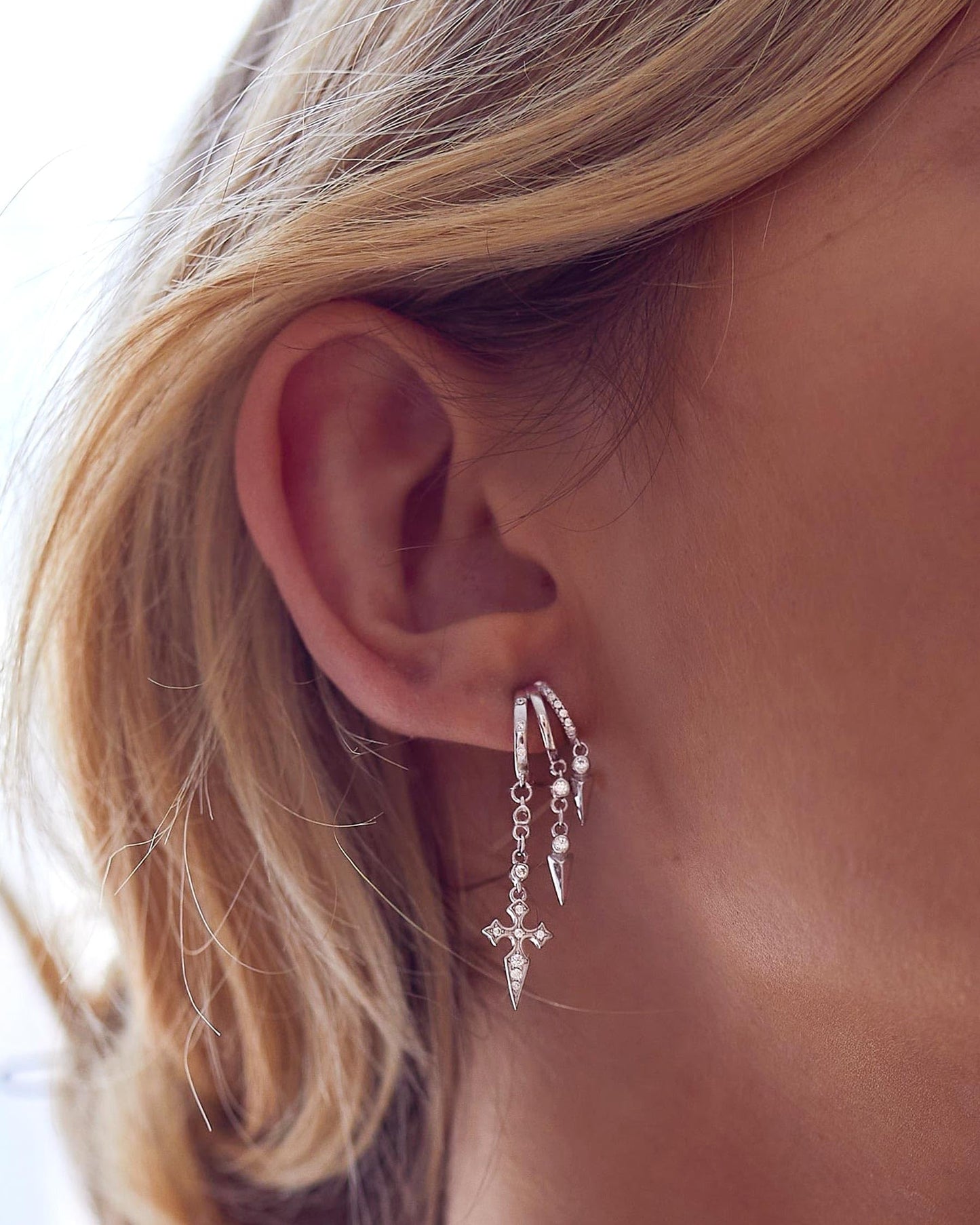 HANLI Orecchini Cerchio Pendenti Donna Argento 925 / Oro Placcato 14K e Zirconi Cubici Anallergici Leggeri Trendy Gioielli di Moda per le Donne